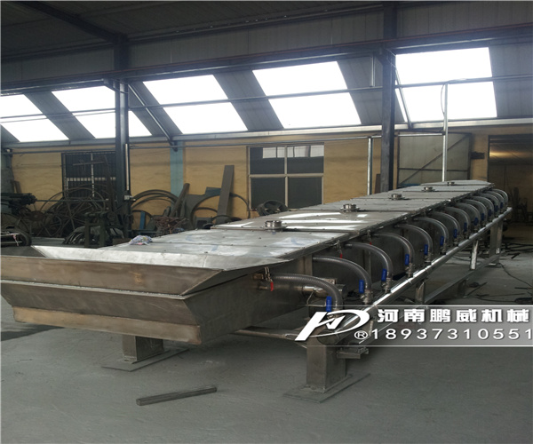 風(fēng)冷式振動輸送機(jī)