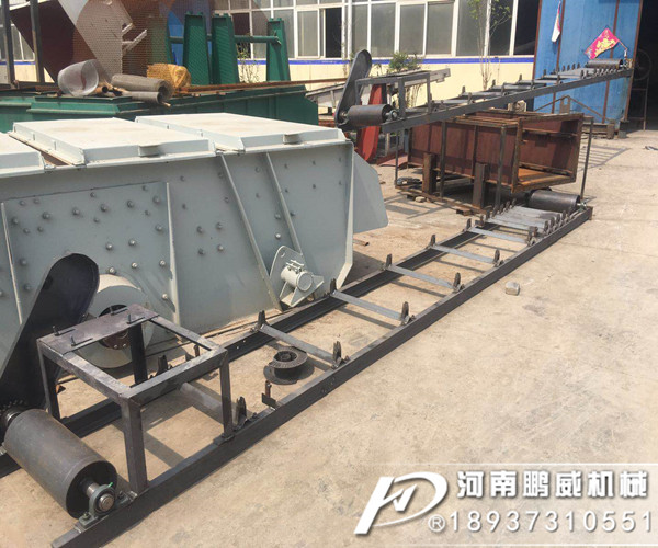 礦用鋼絲膠帶輸送機