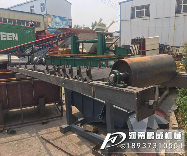 礦用鋼絲膠帶輸送機