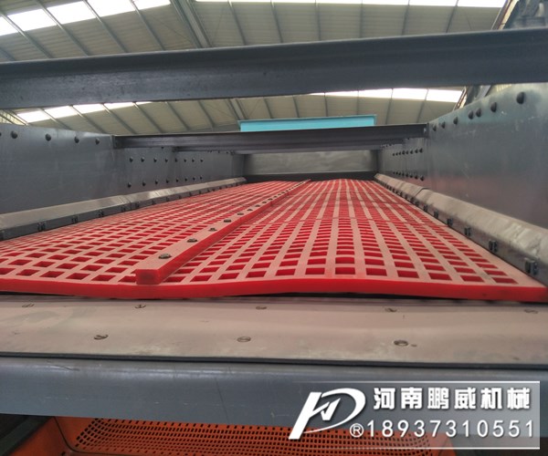 建筑垃圾馳張振動篩