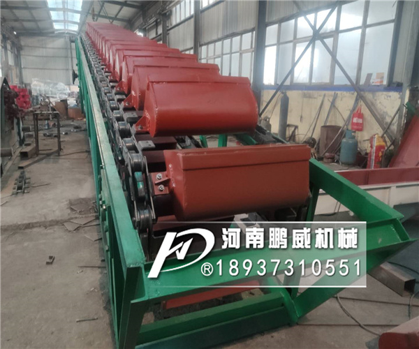 鏈斗式挖沙輸送機(jī)