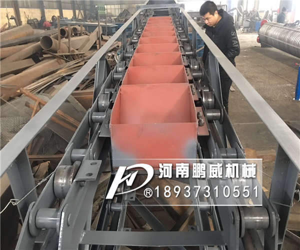 脫水式鏈斗挖沙輸送機挖斗多少錢一個？