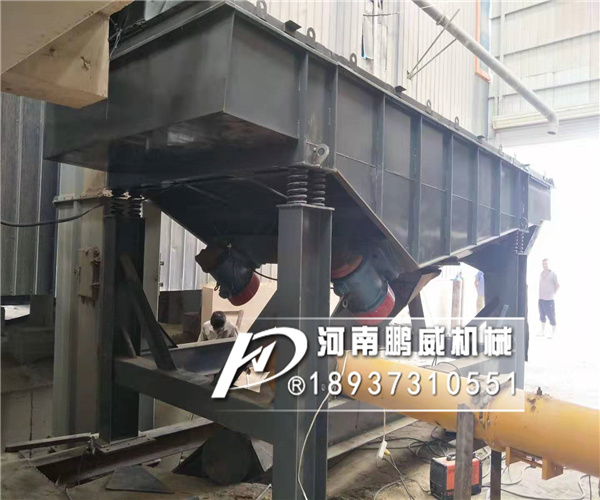 1840石英砂直線振動篩使用現場