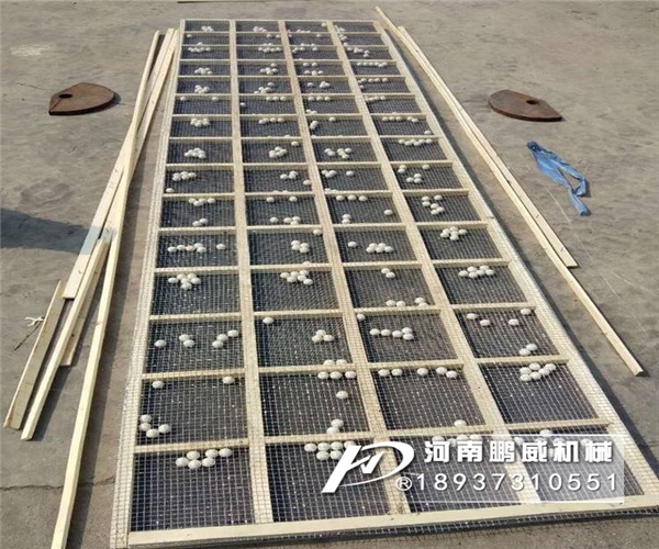 1840石英砂直線振動篩使用現場