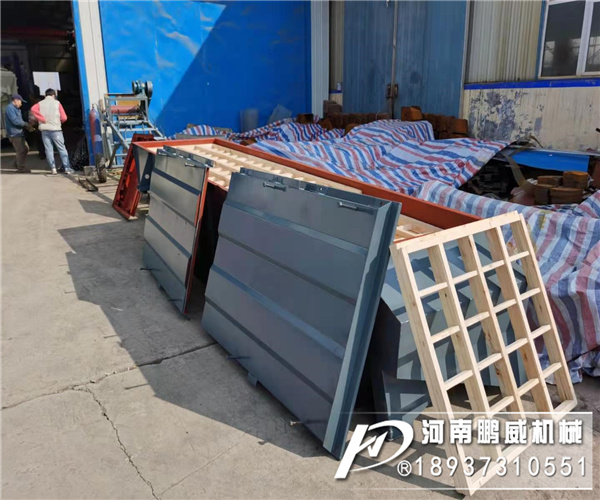 震動篩和搖擺篩選用哪篩石英砂效果比較好？