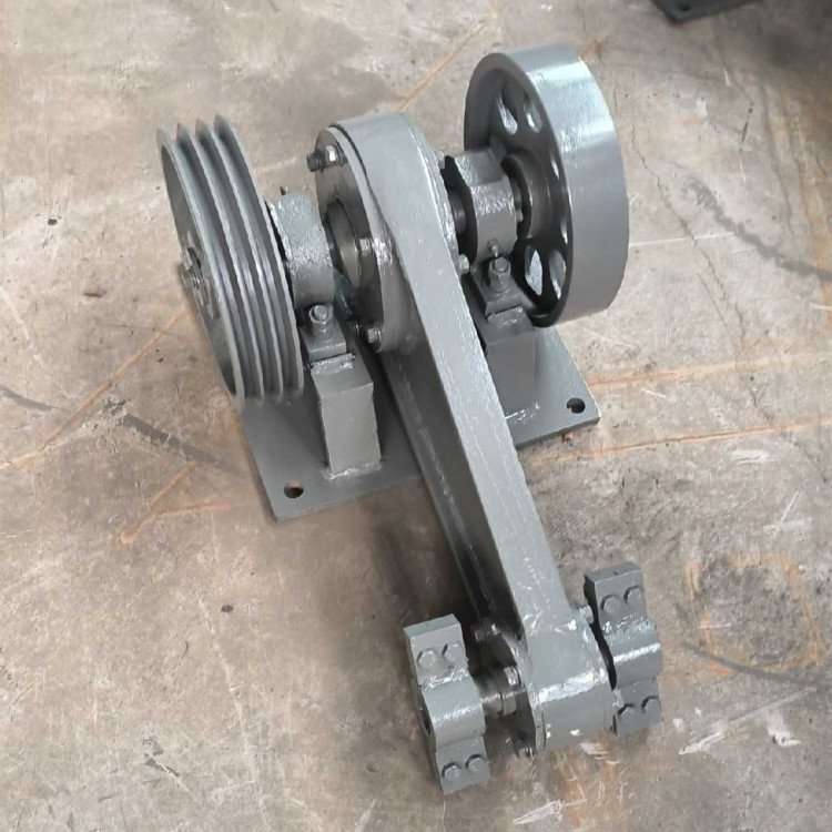 石子往復搖擺篩機頭多少錢一臺